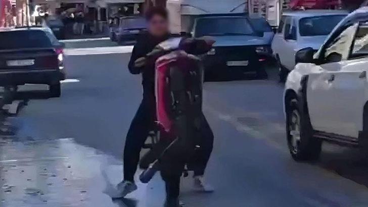 Motosikletle tek teker üzerinde giden sürücüye 41 bin lira ceza