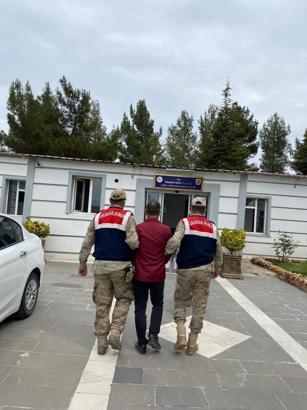 Diyarbakır’da, hakkında 19 yıl 7 ay hapis cezası bulunan firari hükümlü yakalandı