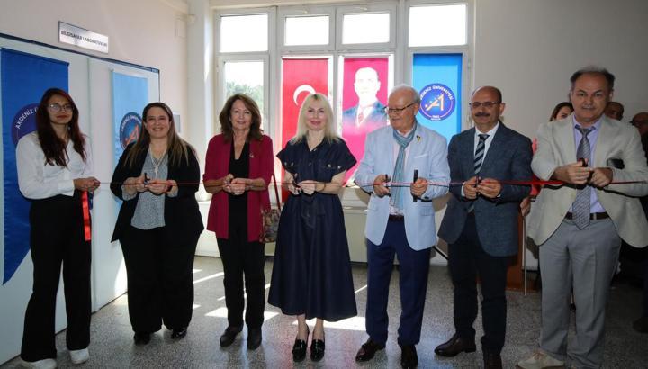 Akdeniz Üniversitesi'nde nesilden nesile eğitim desteği