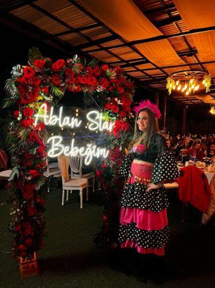 1000 kadın Hıdırellez'i renkli kostümlerle kutladı