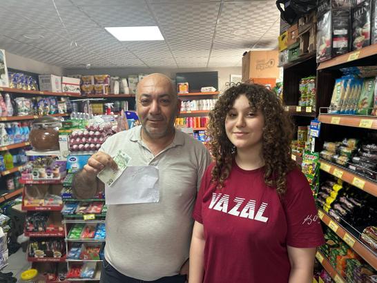 Market sahibini bulamayınca aldıklarının ücretini tezgaha bıraktı (2)