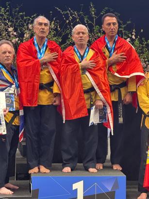60 yaşında 'Taekwondo Poomsea'de Avrupa Şampiyonu oldu