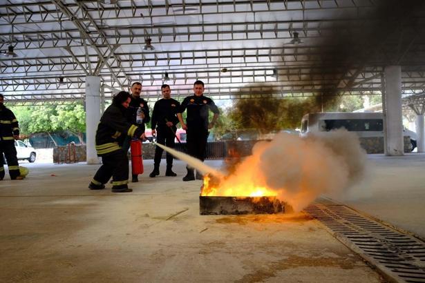 Muğla'da gönüllü itfaiyecilik eğitimleri sürüyor