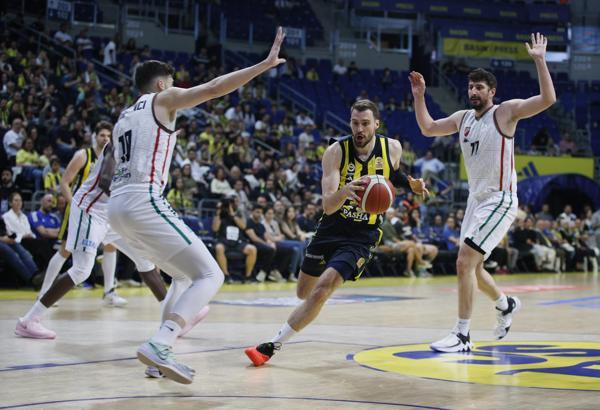 Fenerbahçe Beko - Karşıyaka: 78-67