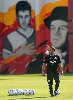 Galatasaray, Trabzonspor maçı hazırlıklarına başladı