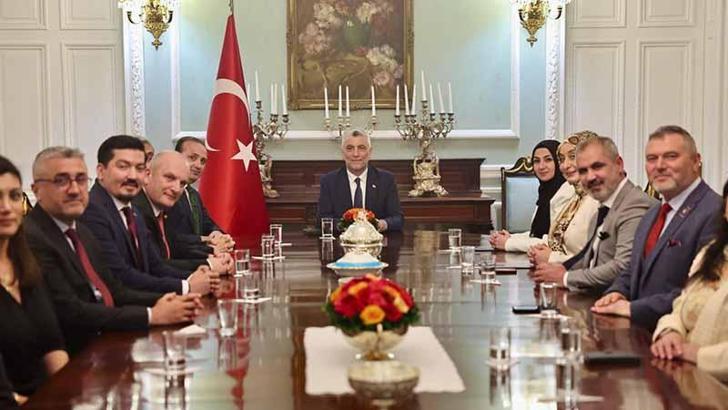 Ticaret Bakanı Ömer Bolat, İngiltere’de