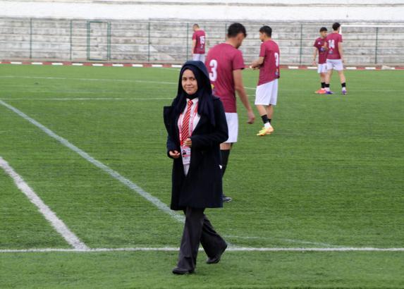 Burdur'un ilk kadın saha komiseri 200'üncü maçına çıktı
