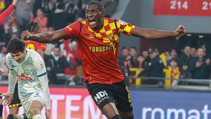 Göztepe'de Heliton'la yola devam