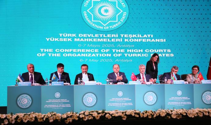 Türk Dünyası Yüksek  Mahkemeleri Konferansı'nda  'Antalya Statü Belgesi' imzalandı
