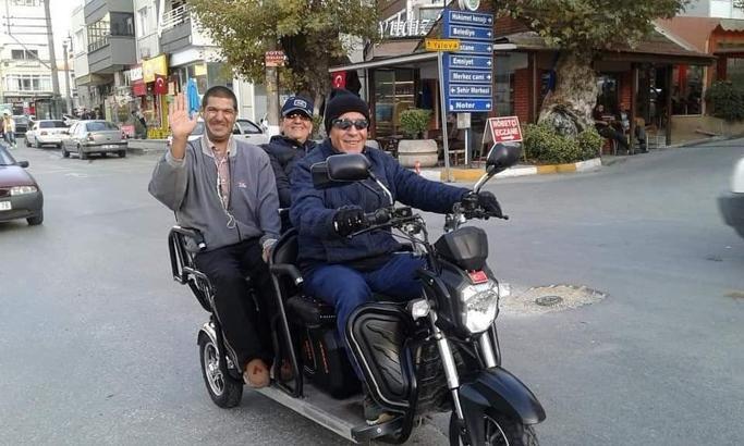 Evde çıkan yangında anne-baba öldü, zihinsel engelli oğulları ağır yaralandı