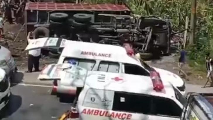 Endonezya'da kaza: 11 ölü