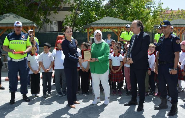 Öğrencilere trafik eğitimi