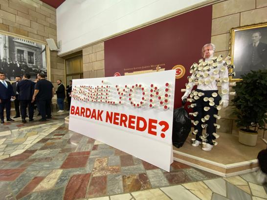 AK Parti'li Gökçek: 41 yıl cenaze işlerinde yetecek bardak alınmış