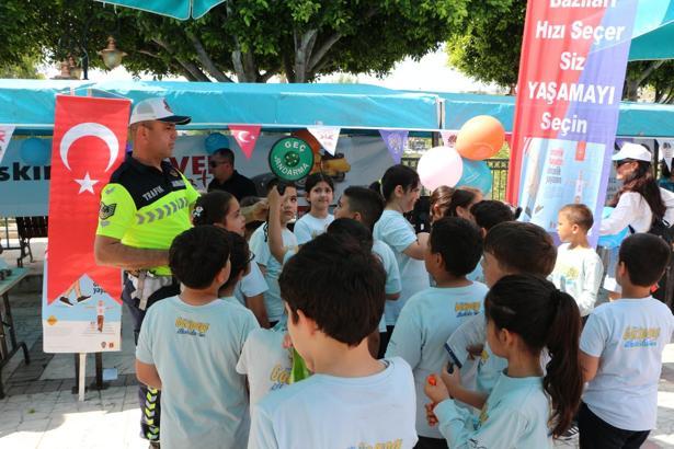Silifke'de trafik farkındalığı eğitimi