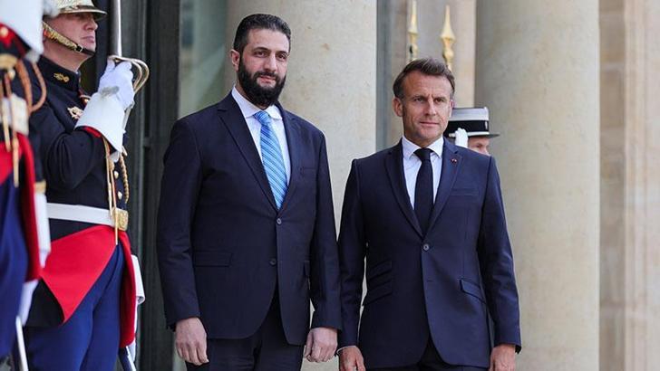 Fransa Cumhurbaşkanı Macron ve Suriye Cumhurbaşkanı Şara bir araya geldi