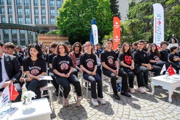 Stanford, Oxford, Columbia’dan kabul alan öğrenciler İstanbul’da buluştu