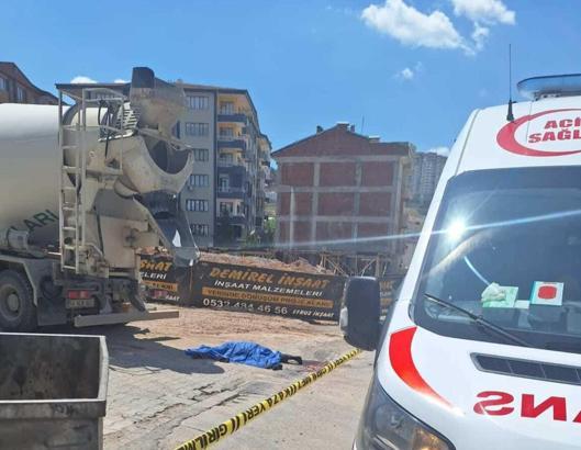 Beton mikserinin çarptığı yaya öldü