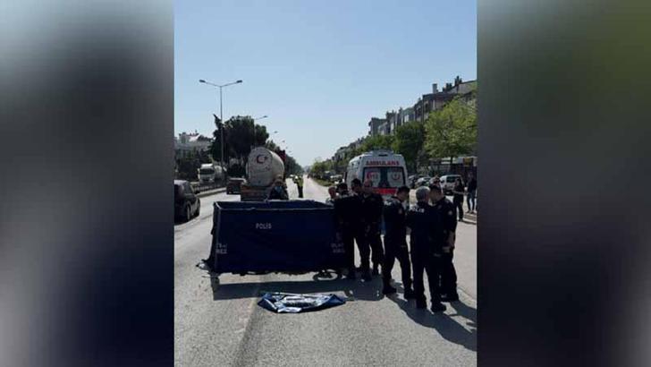 Sağından geçmeye çalıştığı TIR’a çarpan motosikletin sürücüsü öldü