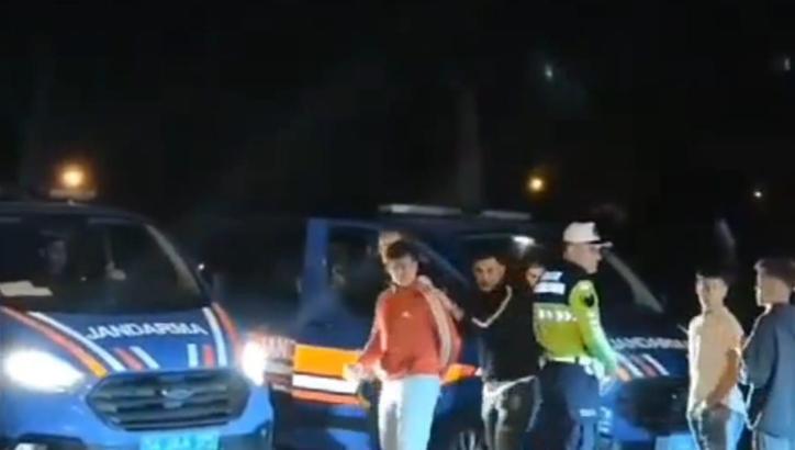 Yarış hazırlığındaki motosikletlilere jandarma baskını