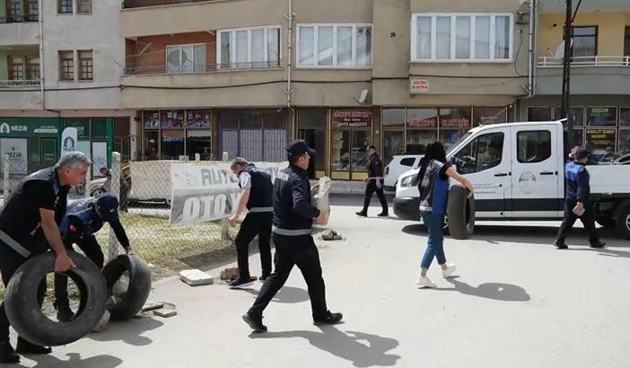 Çorum Belediyesi’nden kaldırım işgaline önlem