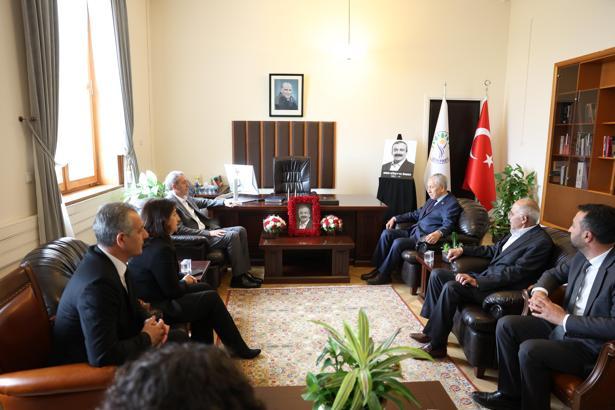 DEM Parti, Sırrı Süreyya Önder için taziyeleri kabul etti