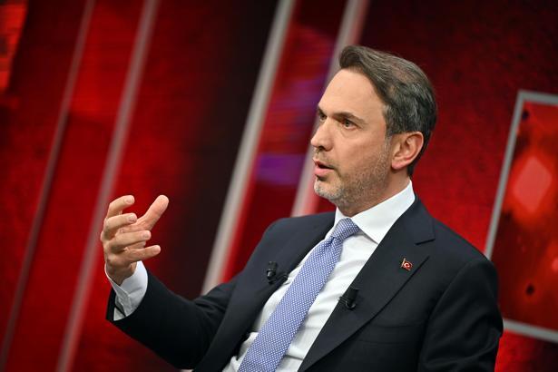 Bakan Bayraktar: Petrol ve doğal gaz üretiminde farklı bir üretim yöntemine geçeceğiz