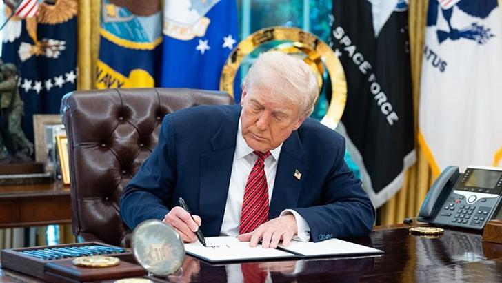 Trump, Çin'e uygulanan gümrük vergisini yüzde 80'e indirmeyi önerdi