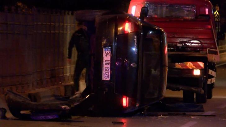 Kartal'da otomobil kaldırıma çarpıp devrildi: 1 ölü