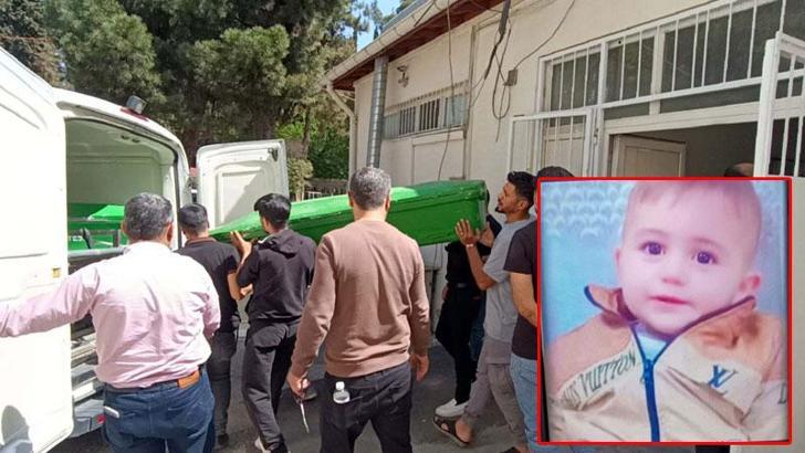 Otomobilin altında kalan 1,5 yaşındaki bebek öldü