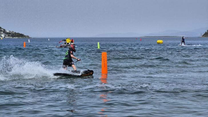 Bodrum'da su jeti, flyboard ve motosurf yarışları heyecanı