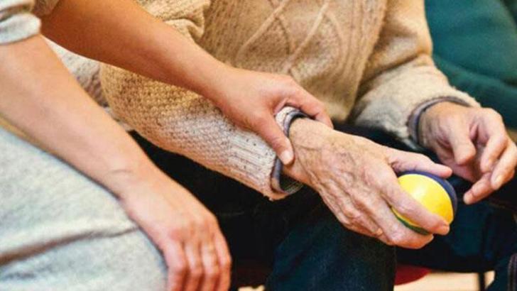 Araştırma: Alzheimer bulguları genç yaşlarda ortaya çıkabilir