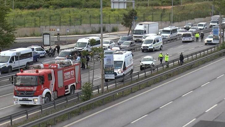 Tuzla’da bariyerlere çarpan otomobil takla atarak savruldu: 1 ölü 4 yaralı
