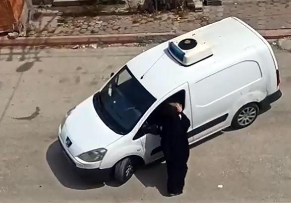 Dini nikahla birlikte yaşadığı kadını kahvaltıyı geç hazırladığı için dövdü