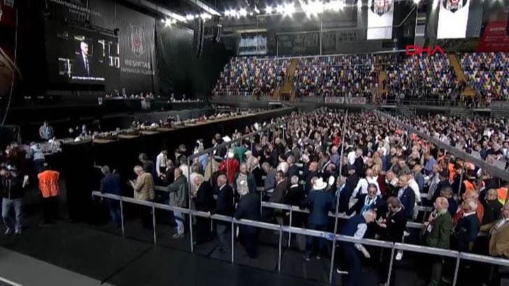 Beşiktaş Kulübü'nde oy kullanma işlemi başladı