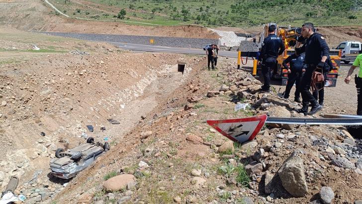 Bingöl'de otomobil dere yatağına devrildi; 7 yaralı