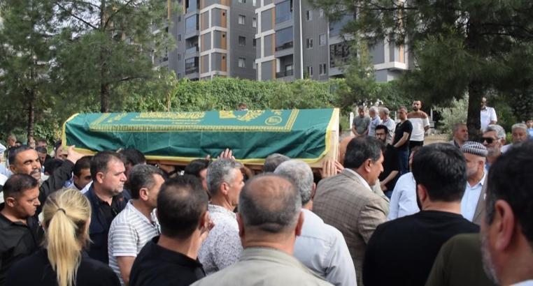 Kalp krizinden hayatını kaybeden DEM Parti Batman İl Başkanı toprağa verildi