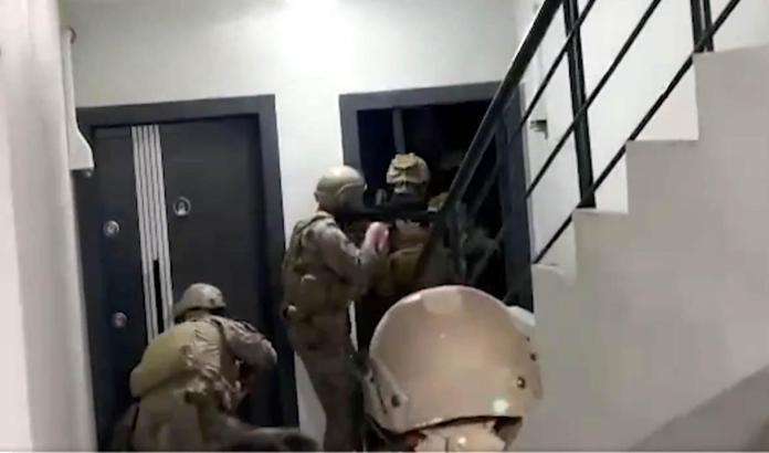 17 ilde 17 dolandırıcılık şebekesi çökertildi