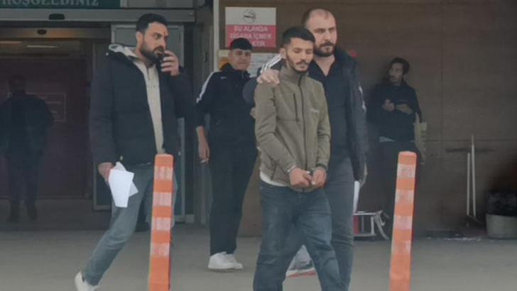 Sosyal medyadan tanışıp buluştuğu kişiyi mobil bankacılıkla 300 bin TL dolandırdı