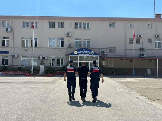 Aydın'da 18 yıl 6 ay hapis cezası ile aranan firari hükümlü bağ evinde yakalandı