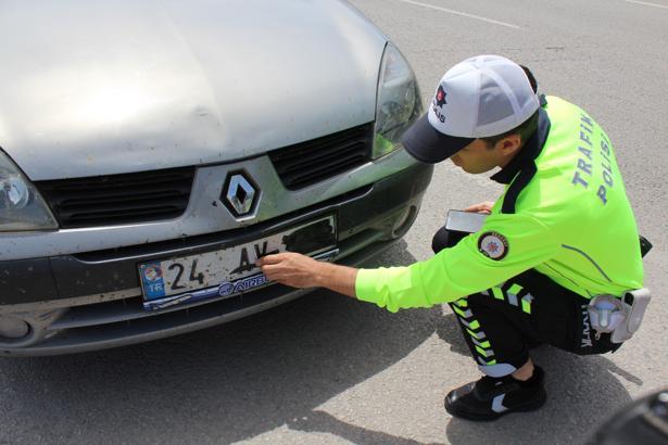 Plakasını bantla kapattı, polise yakalanınca; 'Cenazem var' dedi