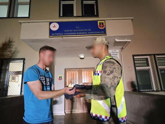 Mardin’de girdiği evden ziynet eşyası ve para çalan hırsızlık şüphelisi yakalandı