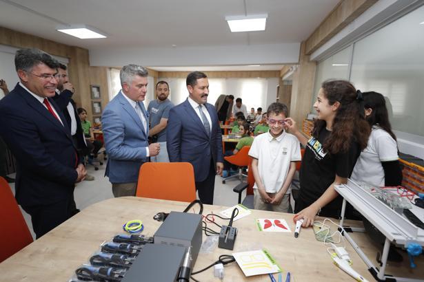 Hatay Valisi Masatlı: Depremde hasar gören 659 okulun tadilatı tamamlandı