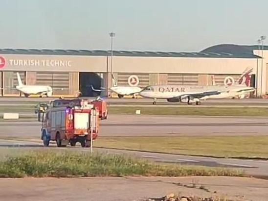 İstanbul- Katar Havayolları uçağının motoru havada arızalandı; tek motorla iniş yaptı