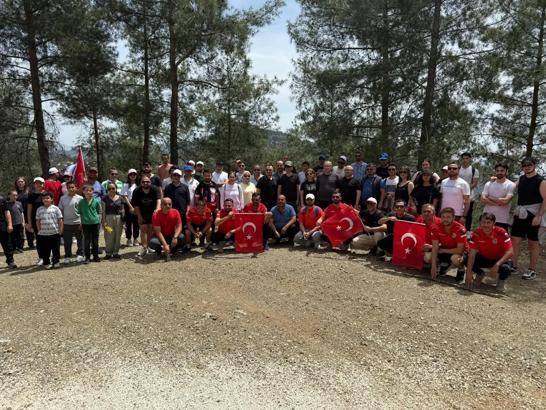 Erdemli’de 19 Mayıs kutlamaları doğa yürüyüşüyle başladı