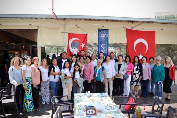 ÇYDD üyeleri ve gönüllüleri kahvaltıda buluştu