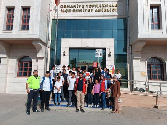 Toprakkale’de Trafik Haftası kapsamında öğrencilere farkındalık semineri verildi