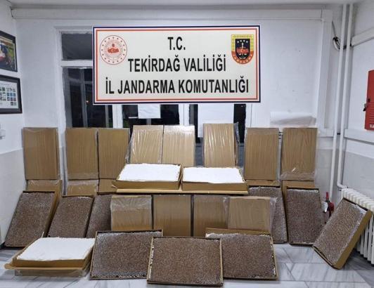 Tekirdağ'da kaçak tütün operasyonu; 3 gözaltı