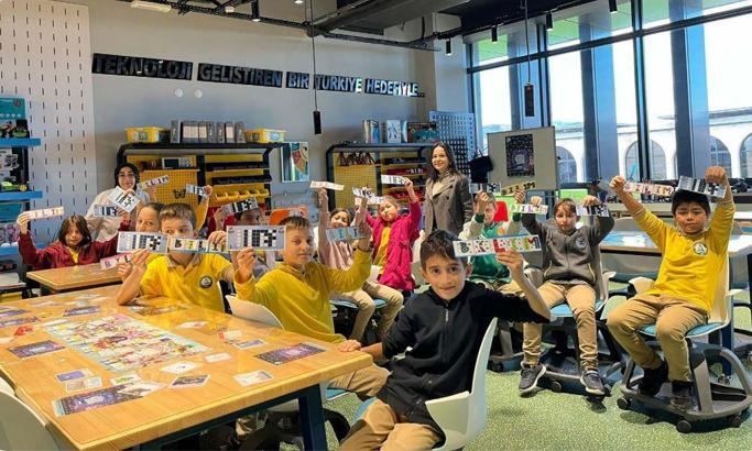 Öğrencilerden, Özdemir Bayraktar Bilim Merkezi'ne büyük ilgi