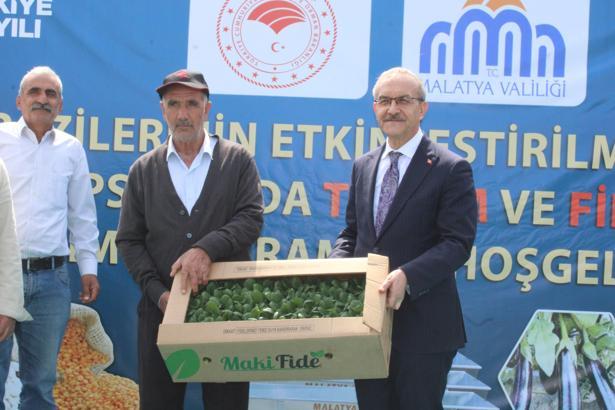 Malatya'da çiftçilere 1 milyon 852 bin ücretsiz sebze fidesi dağıtıldı