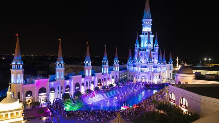 The Land of Legends, UNICEF'in 'Platinyum Kanat' destekçisi oldu